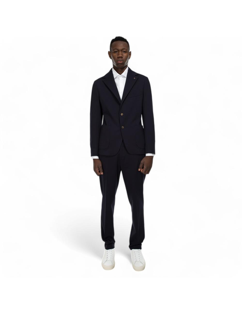 Outfit pantalone blu
