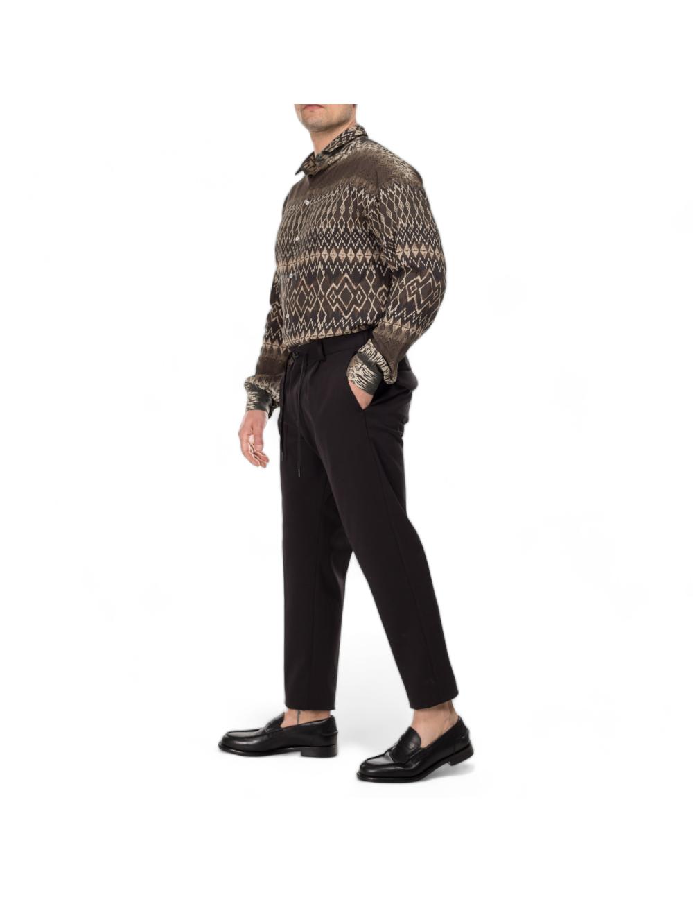 Black trousers outfit with...