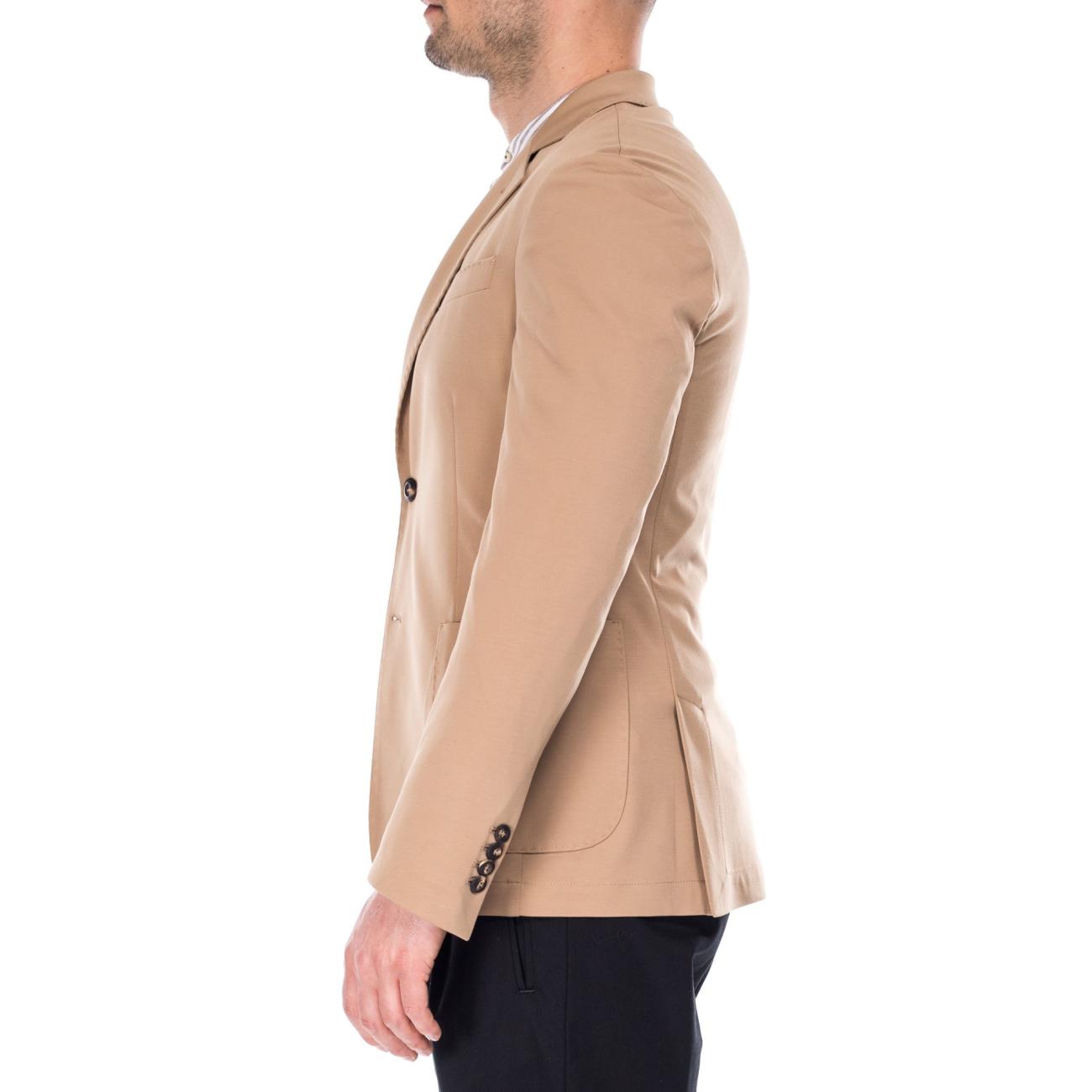 Outfit Beige unlined jacket